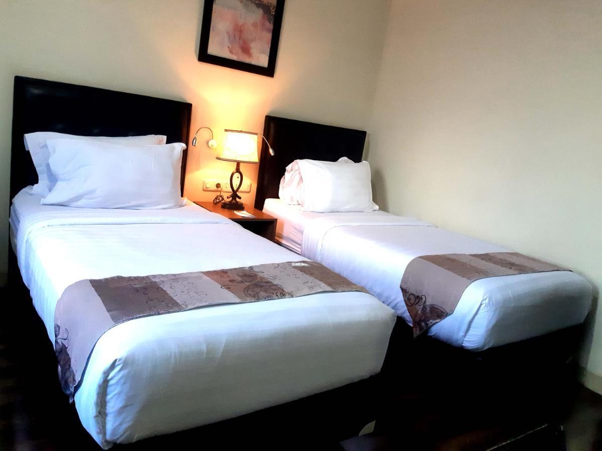 Pacific Hotel امبون المظهر الخارجي الصورة