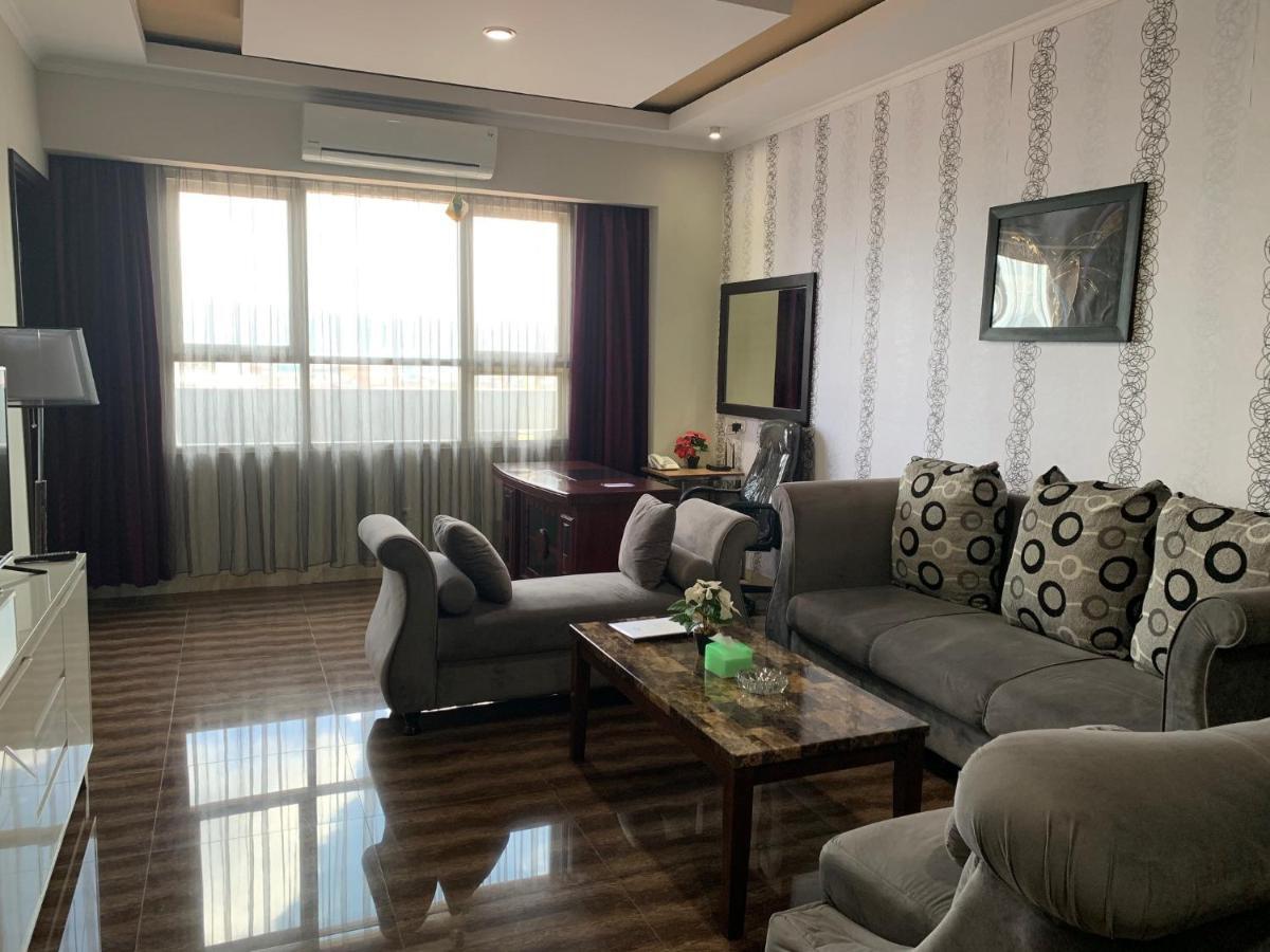 Pacific Hotel امبون المظهر الخارجي الصورة